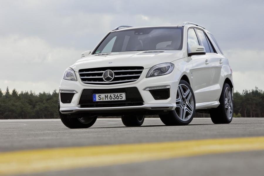  Mercedes-Benz ML63 AMG 2012 года  (фото 68 из 70)